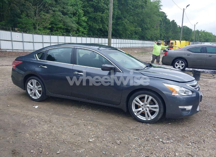 Photo 13 of 2013 Nissan Altima 3.5 S (VIN 1N4BL3AP1DC146821)