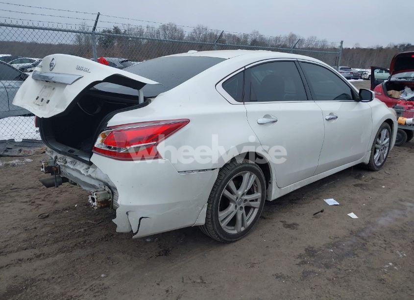 Photo 4 of 2013 Nissan Altima 3.5 SL (VIN 1N4BL3AP1DC173971)
