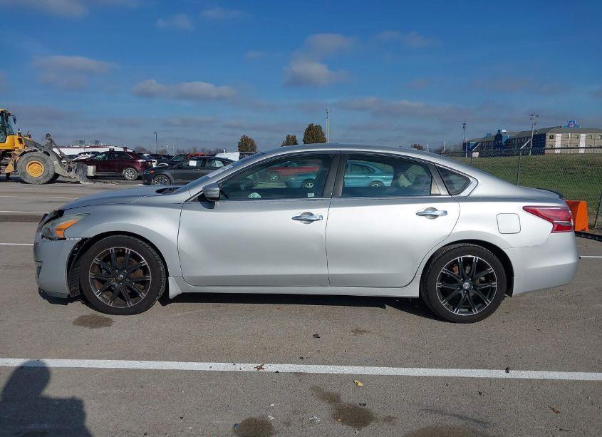 Photo 15 of 2013 Nissan Altima 3.5 SV (VIN 1N4BL3AP1DC217354)