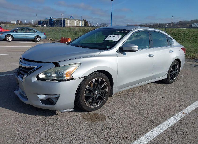 Photo 2 of 2013 Nissan Altima 3.5 SV (VIN 1N4BL3AP1DC217354)