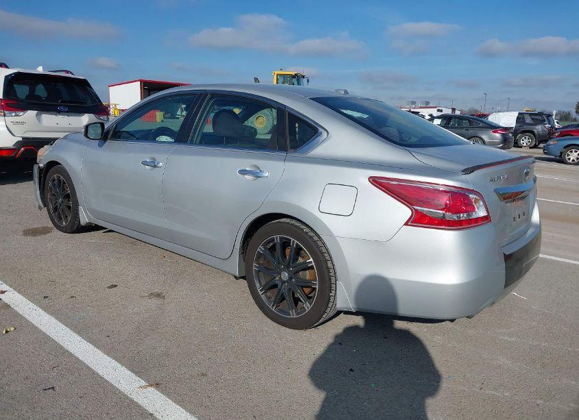 Photo 3 of 2013 Nissan Altima 3.5 SV (VIN 1N4BL3AP1DC217354)