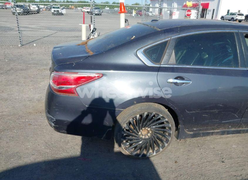 Photo 14 of 2013 Nissan Altima 3.5 SV (VIN 1N4BL3AP1DN427750)