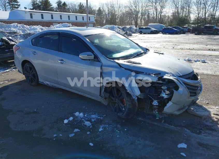 2013 Nissan Altima 3.5 SL (VIN 1N4BL3AP1DN450039) main photo