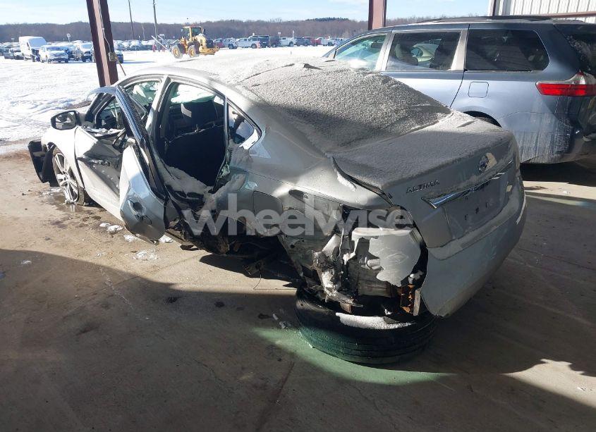 Photo 3 of 2015 Nissan Altima 3.5 SL (VIN 1N4BL3AP1FC106967)