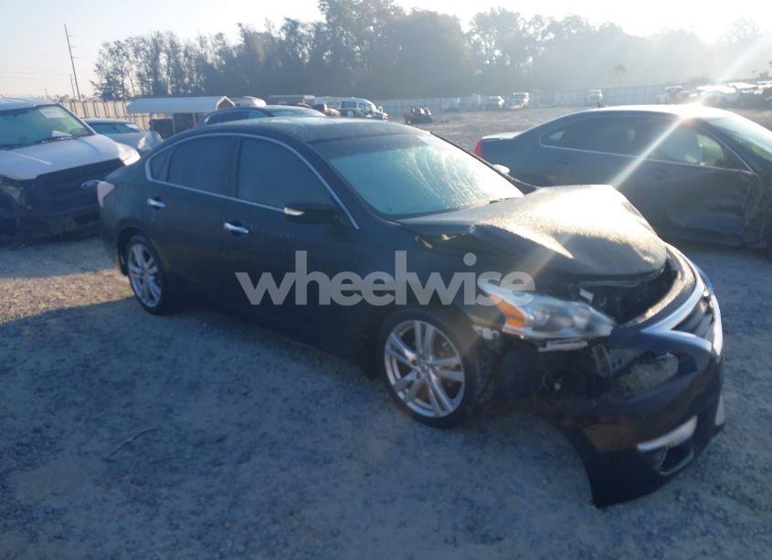 2015 Nissan Altima 3.5 SL (VIN 1N4BL3AP1FC243486) main photo