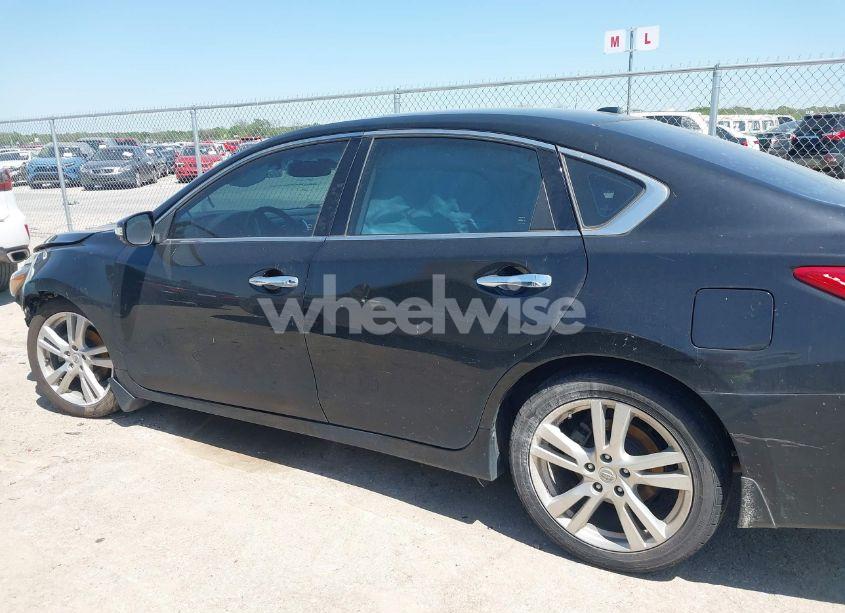 Photo 14 of 2017 Nissan Altima 3.5 SL (VIN 1N4BL3AP1HC277432)