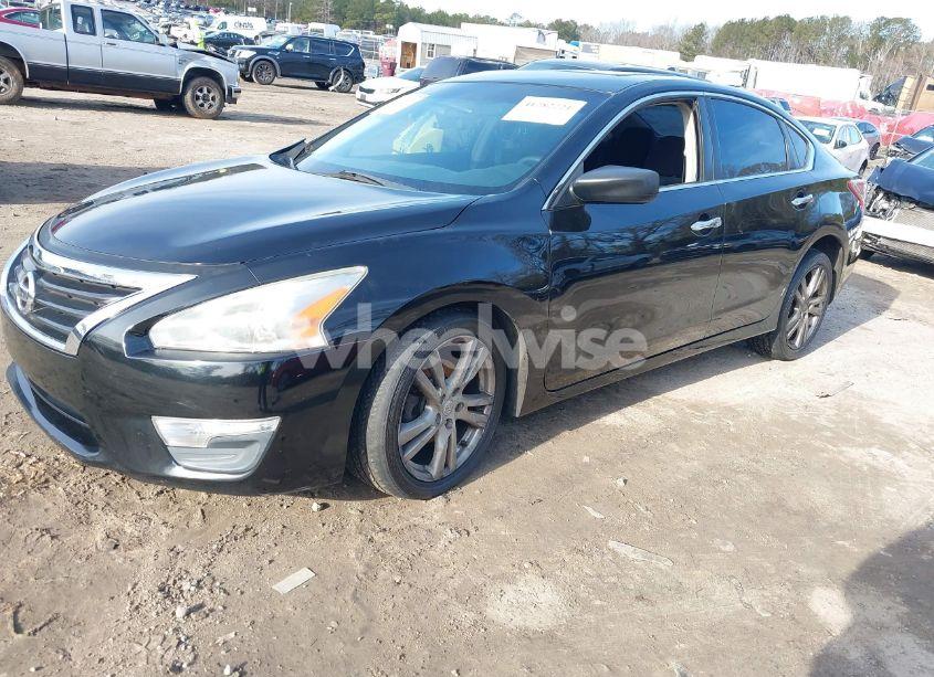 Photo 2 of 2013 Nissan Altima 3.5 S (VIN 1N4BL3AP2DC180041)