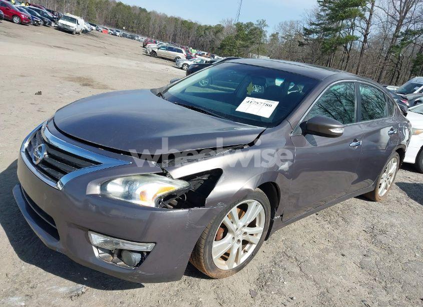 Photo 2 of 2013 Nissan Altima 3.5 SL (VIN 1N4BL3AP2DN547816)