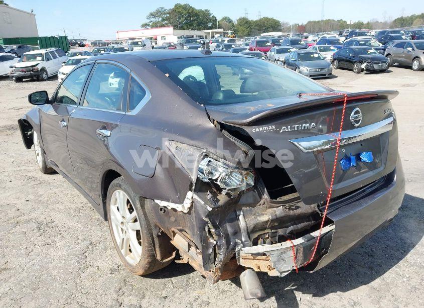 Photo 3 of 2013 Nissan Altima 3.5 SL (VIN 1N4BL3AP2DN547816)