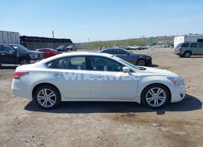 Photo 13 of 2015 Nissan Altima 3.5 SL (VIN 1N4BL3AP2FC571645)