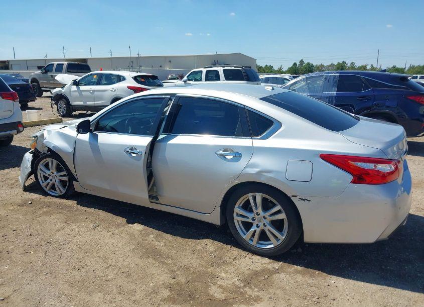 Photo 14 of 2016 Nissan Altima 3.5 SL/3.5 SR (VIN 1N4BL3AP2GC151434)