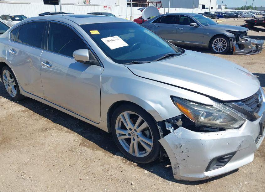 Photo 17 of 2016 Nissan Altima 3.5 SL/3.5 SR (VIN 1N4BL3AP2GC151434)