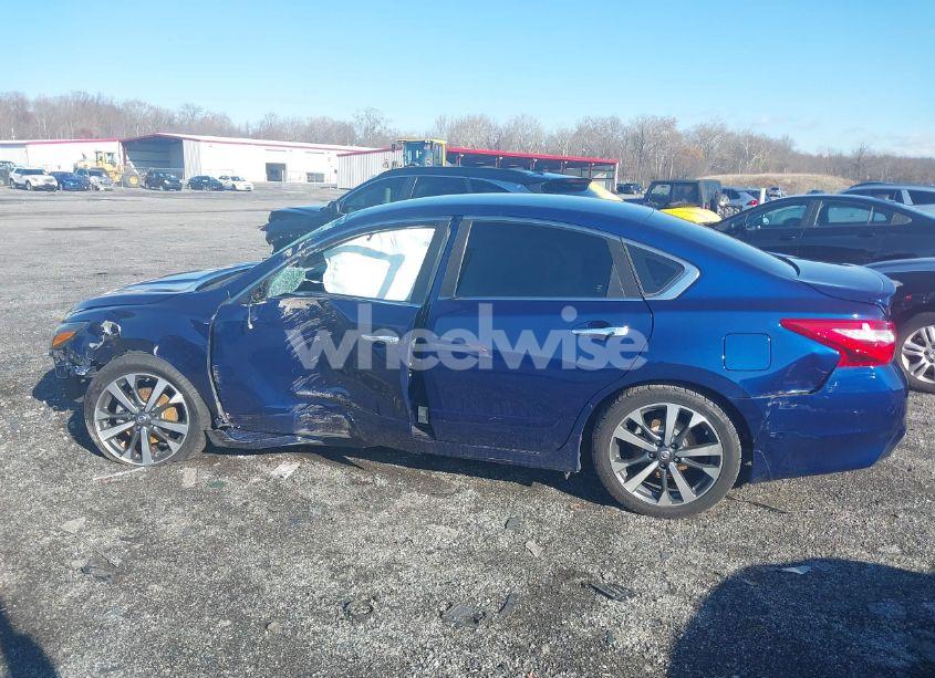 Photo 14 of 2016 Nissan Altima 3.5 SR (VIN 1N4BL3AP2GC259293)