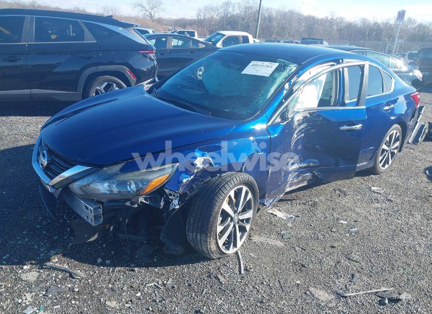 Photo 2 of 2016 Nissan Altima 3.5 SR (VIN 1N4BL3AP2GC259293)