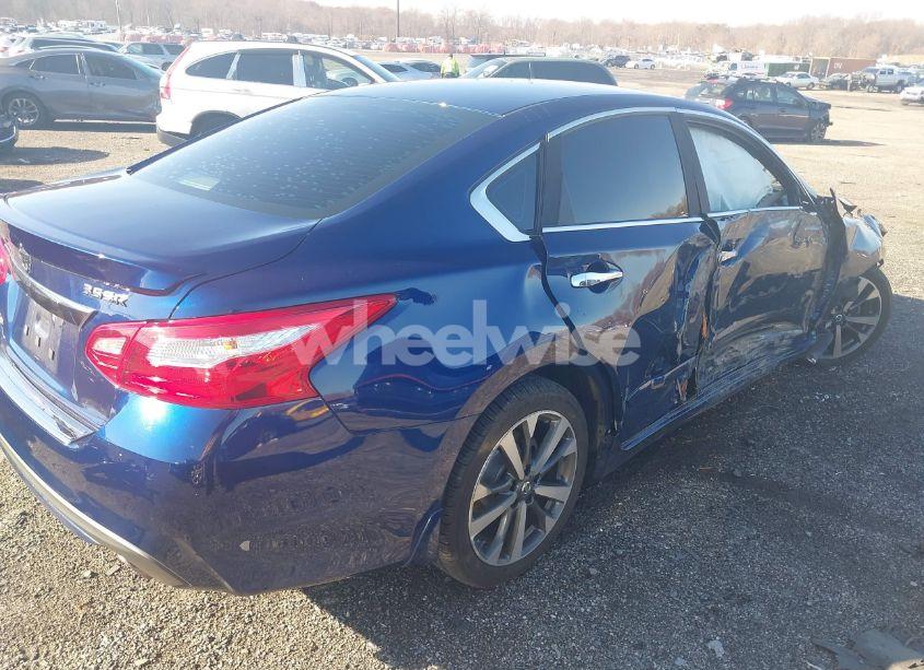 Photo 4 of 2016 Nissan Altima 3.5 SR (VIN 1N4BL3AP2GC259293)