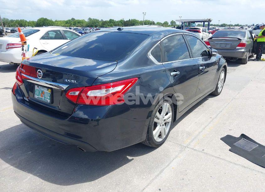 Photo 4 of 2017 Nissan Altima 3.5 SL/3.5 SR (VIN 1N4BL3AP2HC126101)