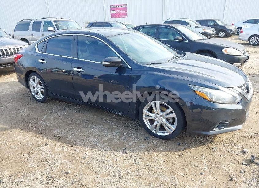 2017 Nissan Altima 3.5 SL (VIN 1N4BL3AP2HC170230) main photo