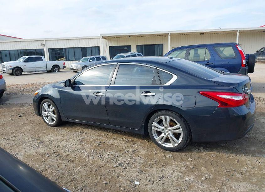 Photo 14 of 2017 Nissan Altima 3.5 SL (VIN 1N4BL3AP2HC170230)