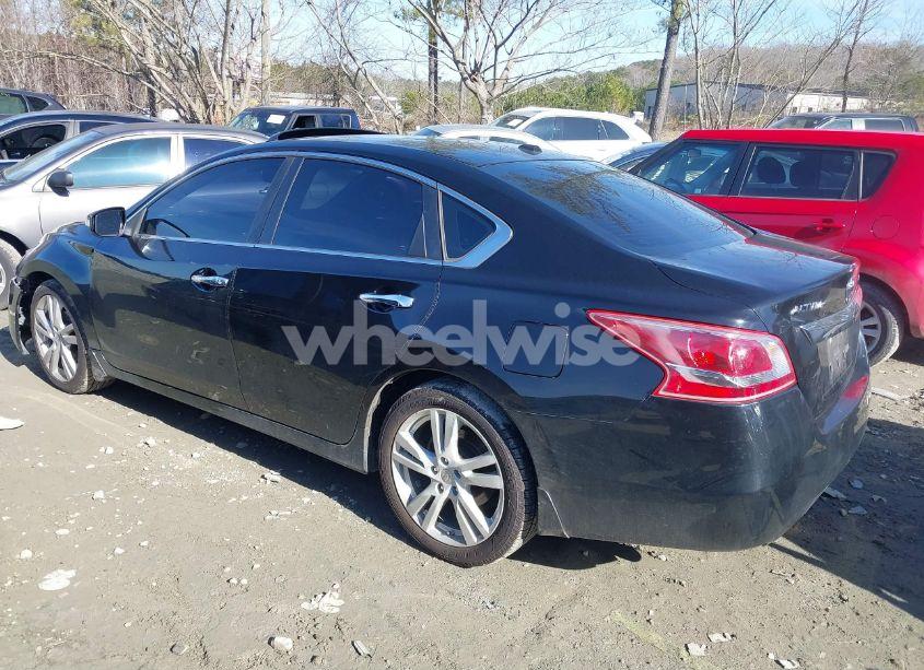 Photo 3 of 2013 Nissan Altima 3.5 SV (VIN 1N4BL3AP3DN522729)