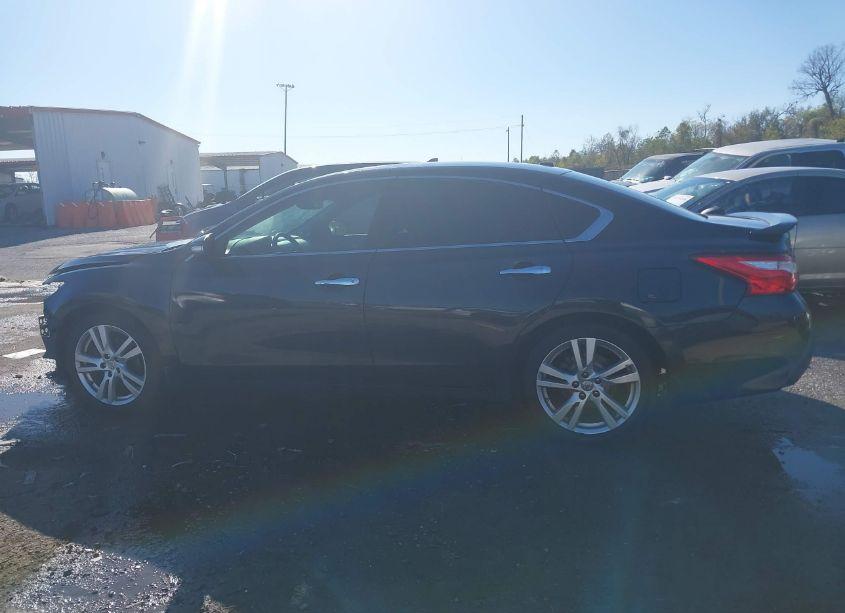 Photo 15 of 2016 Nissan Altima 3.5 SL (VIN 1N4BL3AP3GC177749)