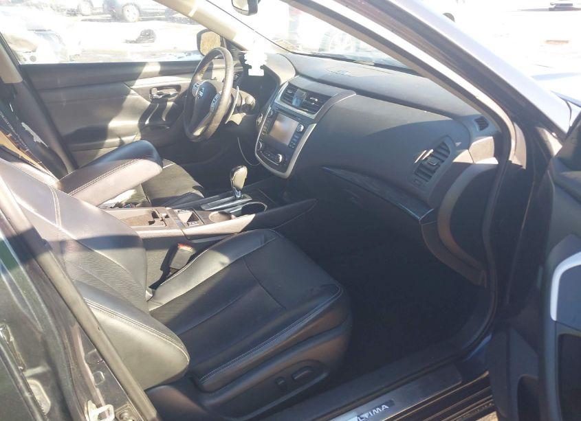 Photo 5 of 2016 Nissan Altima 3.5 SL (VIN 1N4BL3AP3GC177749)
