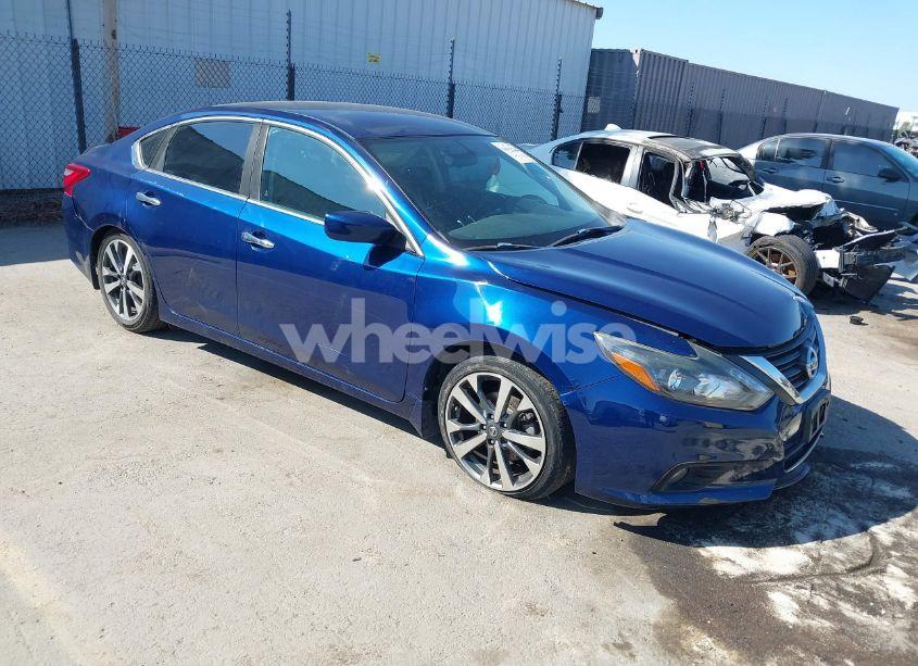 2016 Nissan Altima 3.5 SR (VIN 1N4BL3AP3GC180991) main photo