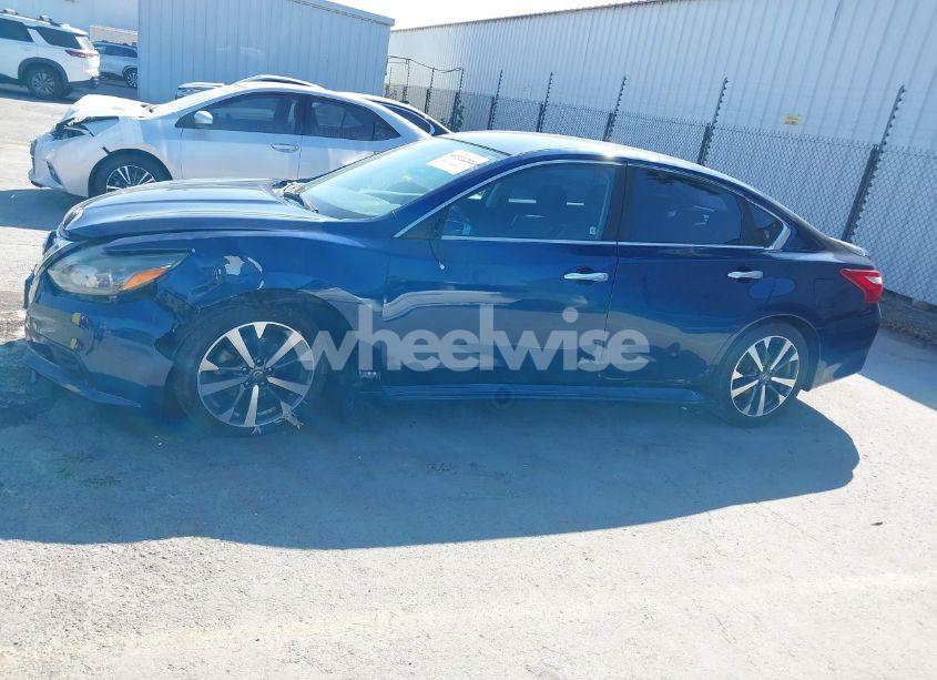 Photo 14 of 2016 Nissan Altima 3.5 SR (VIN 1N4BL3AP3GC180991)