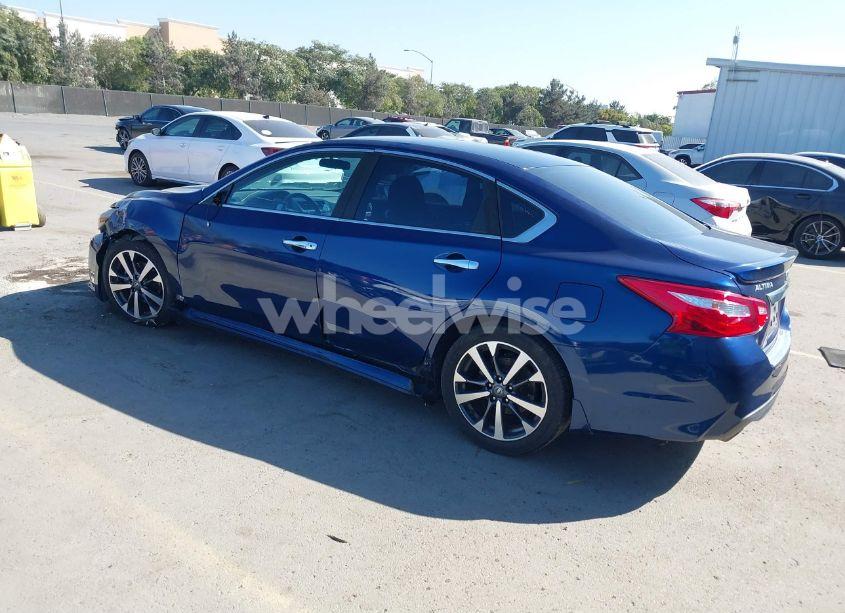 Photo 3 of 2016 Nissan Altima 3.5 SR (VIN 1N4BL3AP3GC180991)