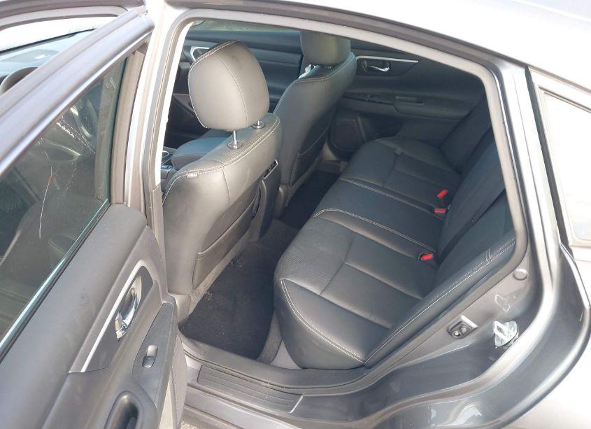 Photo 8 of 2016 Nissan Altima 3.5 SL (VIN 1N4BL3AP3GC230417)