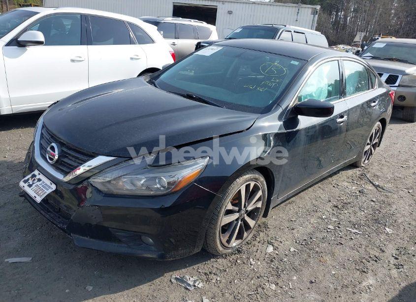 Photo 14 of 2016 Nissan Altima 3.5 SR (VIN 1N4BL3AP3GC261361)