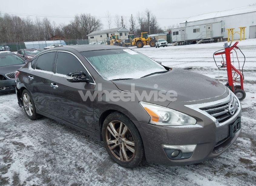 2013 Nissan Altima 3.5 SV (VIN 1N4BL3AP4DC132010) main photo