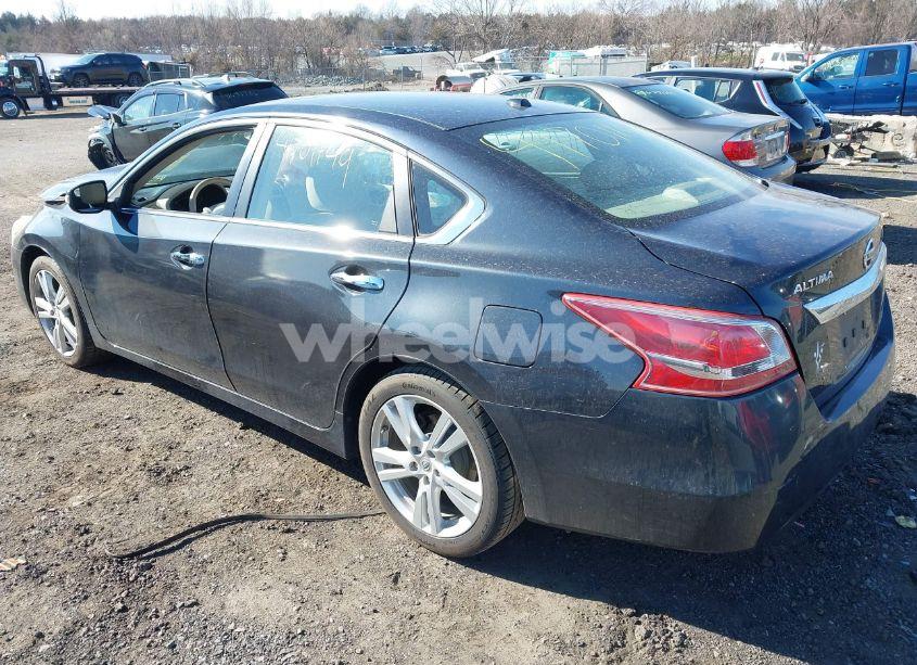 Photo 3 of 2013 Nissan Altima 3.5 SL (VIN 1N4BL3AP4DC144738)