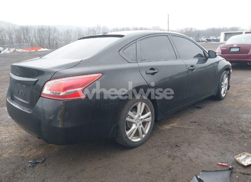 Photo 4 of 2013 Nissan Altima 3.5 SL (VIN 1N4BL3AP4DN476537)
