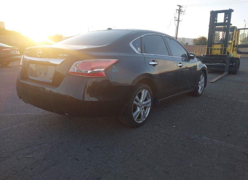 Photo 4 of 2013 Nissan Altima 3.5 SL (VIN 1N4BL3AP4DN485691)