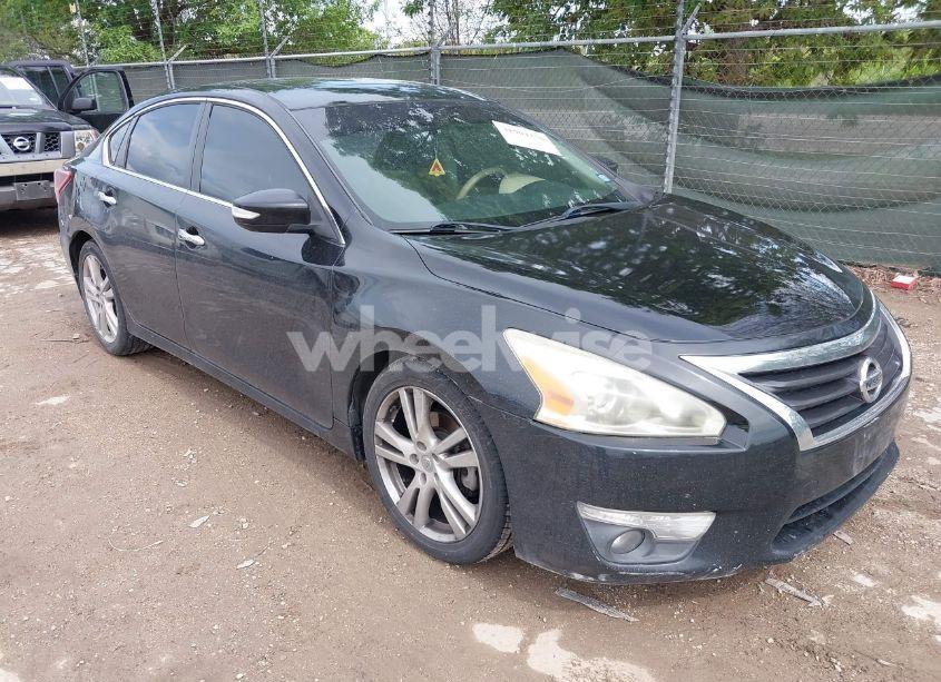 2013 Nissan Altima 3.5 SV (VIN 1N4BL3AP4DN488106) main photo