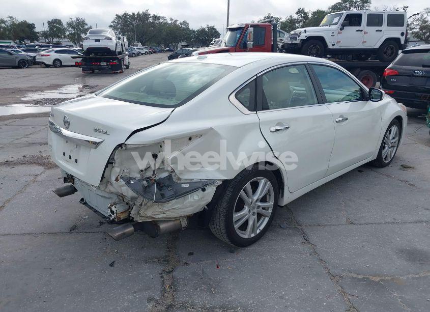 Photo 4 of 2014 Nissan Altima 3.5 SL (VIN 1N4BL3AP4EC108095)
