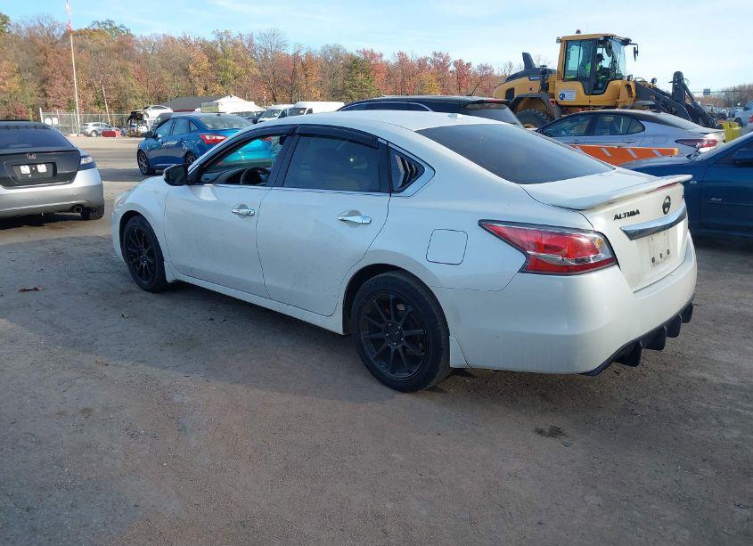 Photo 3 of 2015 Nissan Altima 3.5 SL (VIN 1N4BL3AP4FC130017)