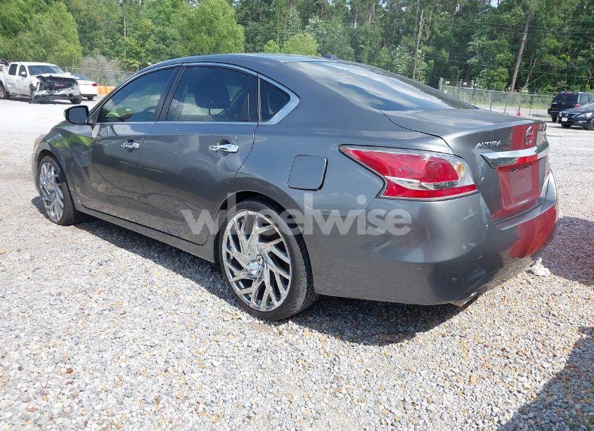 Photo 3 of 2015 Nissan Altima 3.5 S/3.5 SL/3.5 SV (VIN 1N4BL3AP4FC459557)