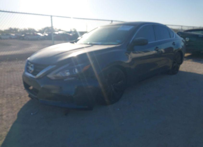 Photo 2 of 2016 Nissan Altima 3.5 SL (VIN 1N4BL3AP4GC118550)