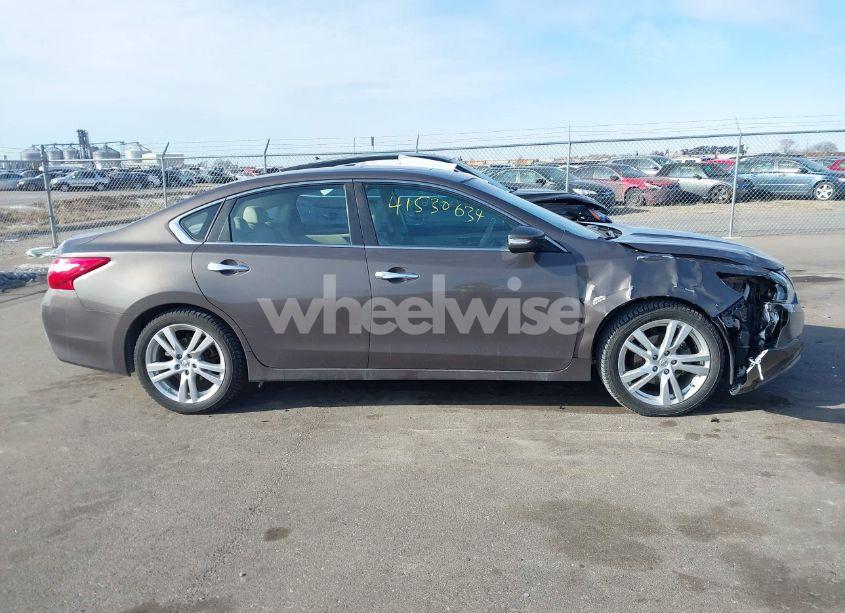 Photo 13 of 2016 Nissan Altima 3.5 SL/3.5 SR (VIN 1N4BL3AP4GC121934)