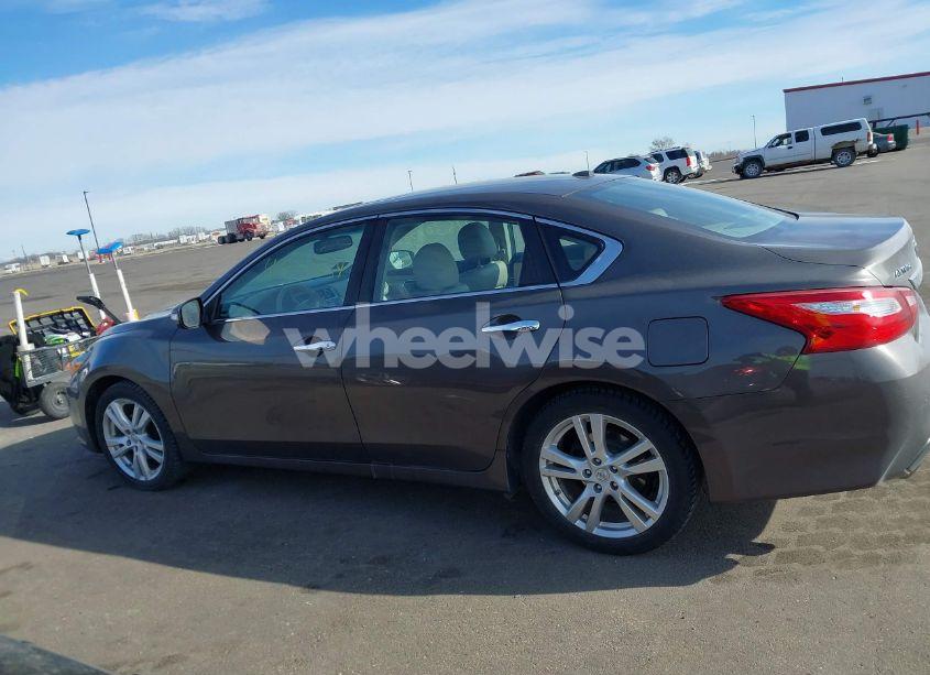 Photo 14 of 2016 Nissan Altima 3.5 SL/3.5 SR (VIN 1N4BL3AP4GC121934)