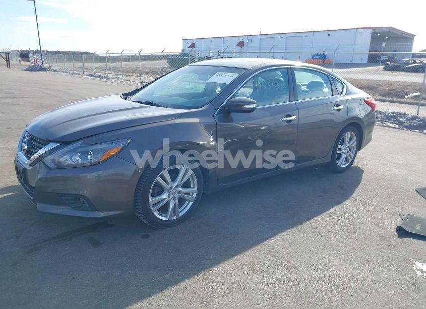 Photo 2 of 2016 Nissan Altima 3.5 SL/3.5 SR (VIN 1N4BL3AP4GC121934)