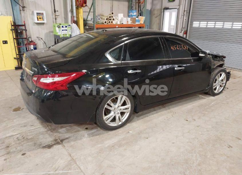 Photo 4 of 2016 Nissan Altima 3.5 SL/3.5 SR (VIN 1N4BL3AP4GN336055)