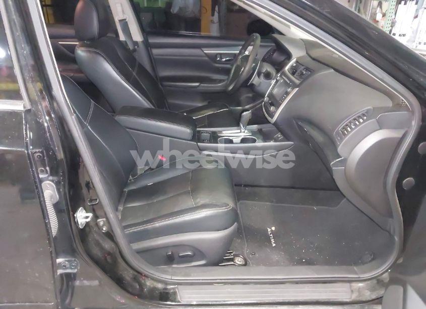 Photo 5 of 2016 Nissan Altima 3.5 SL/3.5 SR (VIN 1N4BL3AP4GN336055)