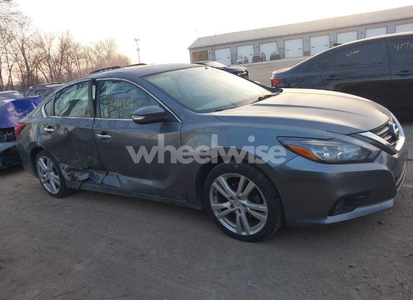 Photo 6 of 2017 Nissan Altima 3.5 SL (VIN 1N4BL3AP4HC180533)