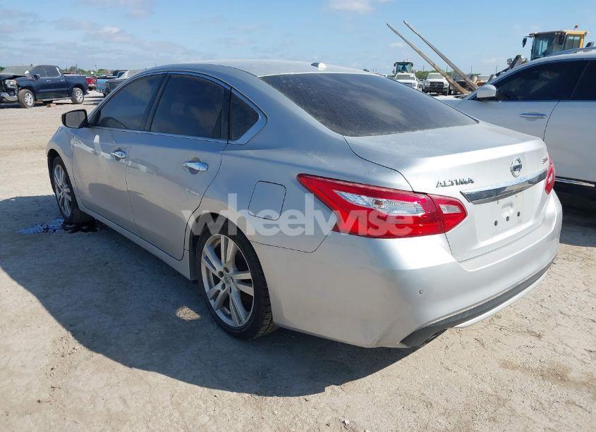 Photo 3 of 2017 Nissan Altima 3.5 SL (VIN 1N4BL3AP4HC186364)