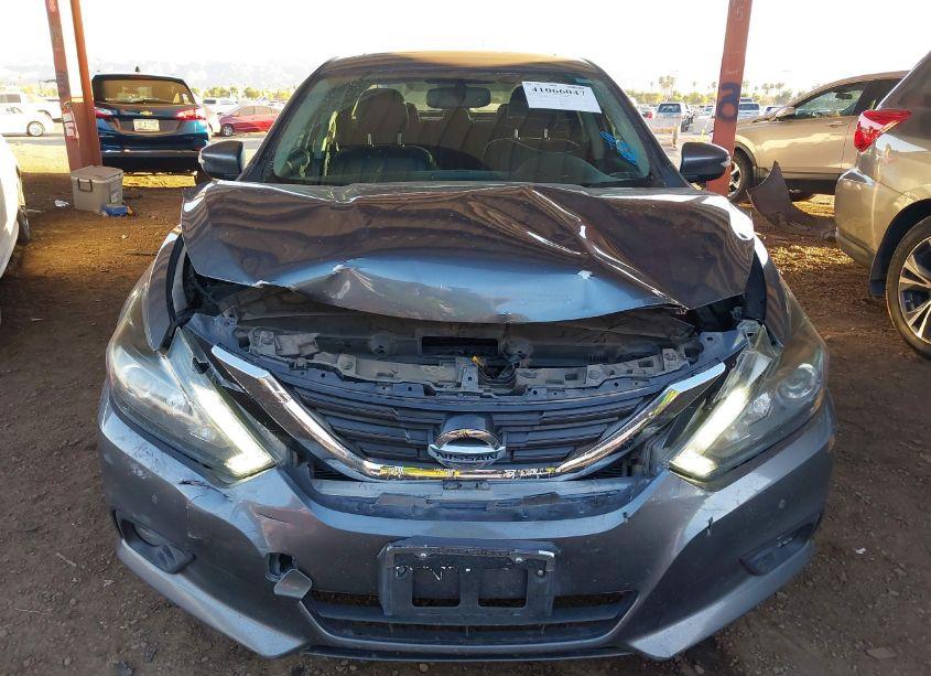 Photo 6 of 2017 Nissan Altima 3.5 SL (VIN 1N4BL3AP4HC200571)