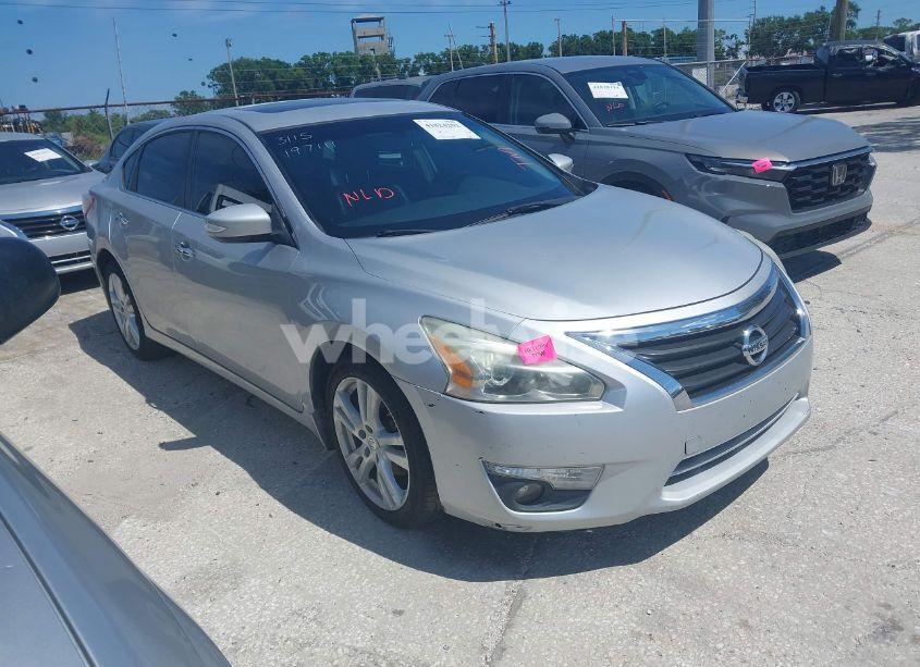 2013 Nissan Altima 3.5 SV (VIN 1N4BL3AP5DC197111) main photo