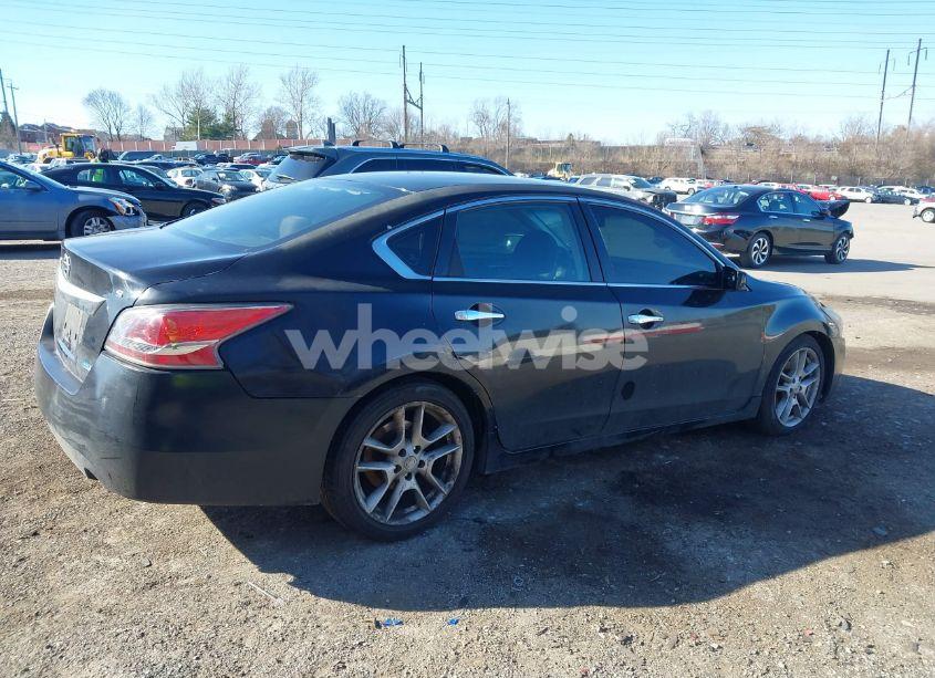 Photo 12 of 2013 Nissan Altima 3.5 S (VIN 1N4BL3AP5DN489586)