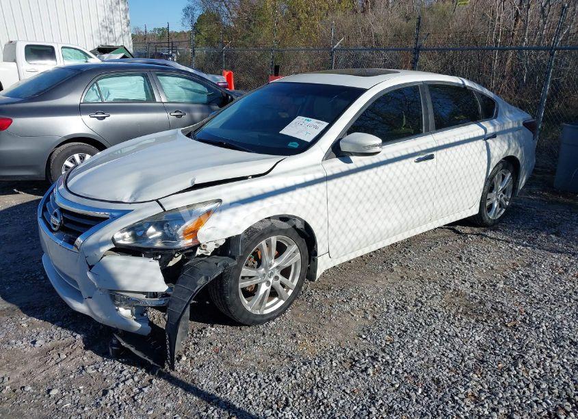 Photo 2 of 2014 Nissan Altima 3.5 SL (VIN 1N4BL3AP5EN246927)